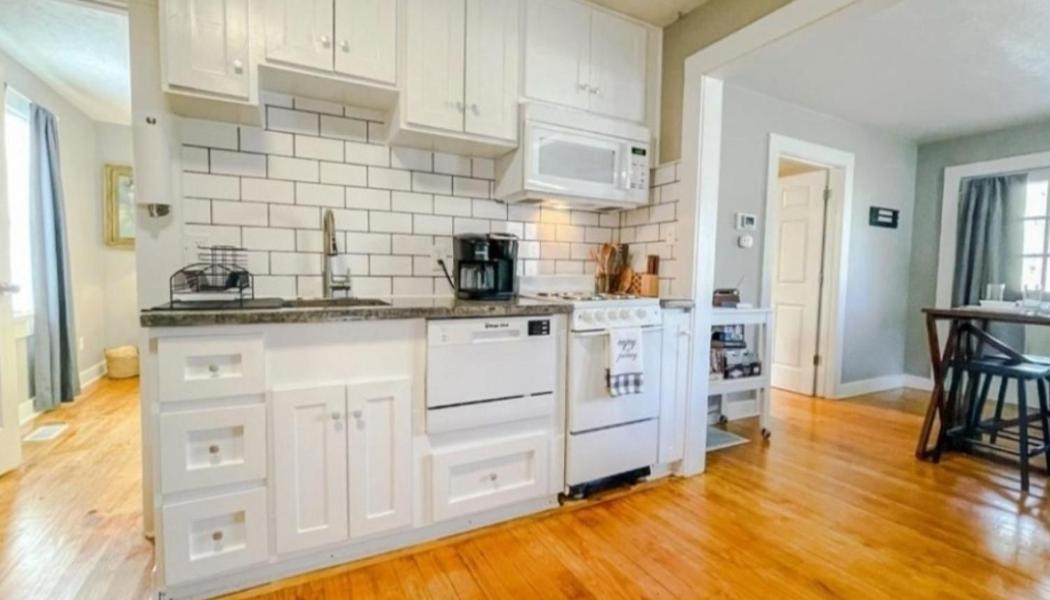Charming Cottage In Morganton With Ample Parking Exterior foto